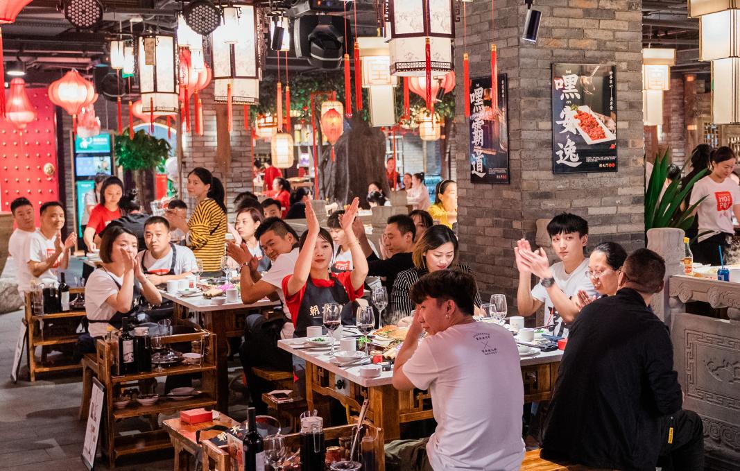 餐飲業(yè)崛起，未來(lái)的趨勢(shì)，開(kāi)啟美食新篇章！